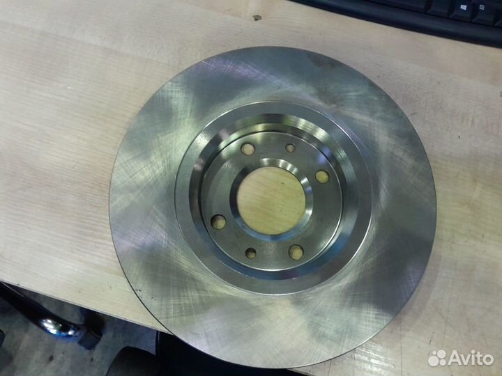 Диск тормозной передний Citroen C5, peugeot 307