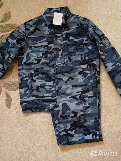 Камуфляжный костюм