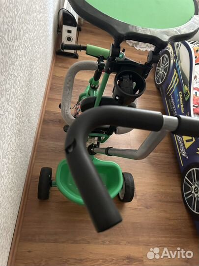 Трехколесный велосипед