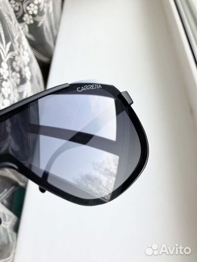 Очки Carrera спортивные солнцезащитные