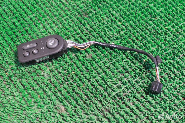 Кнопки подогрева сидений Cadillac Escalade GMT800