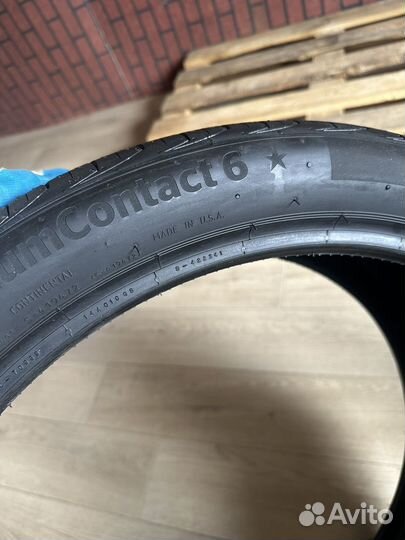 Continental PremiumContact 6 275/35 R22