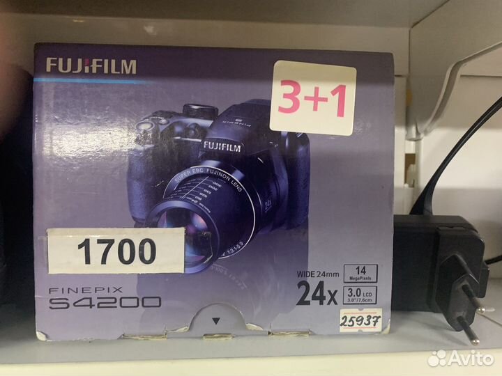 Компактный фотоаппарат