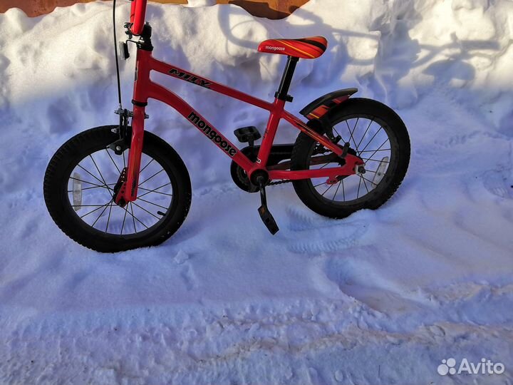 Прогулочный велосипед Mongoose mitygoose 16