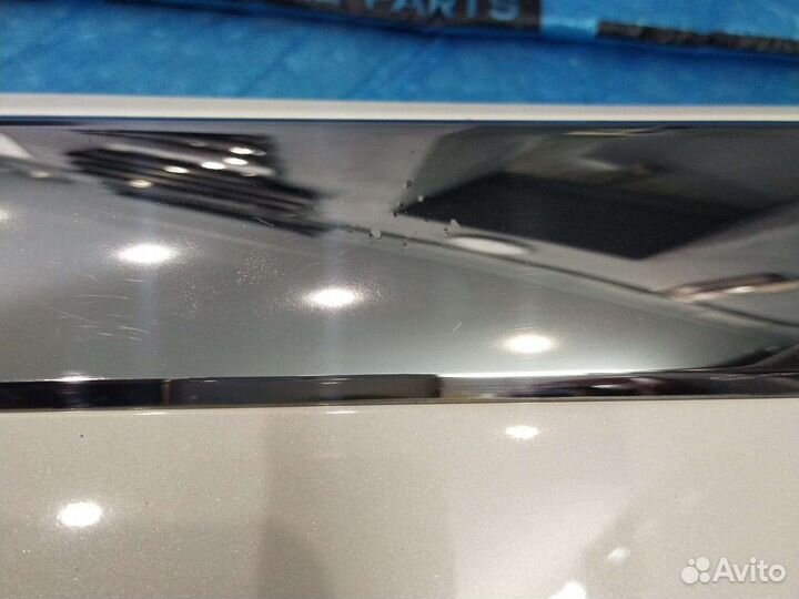 Молдинг Ленд Крузер 200 задней L двери белый перл