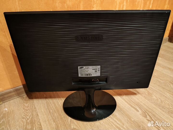 Монитор Samsung 24 диагональ