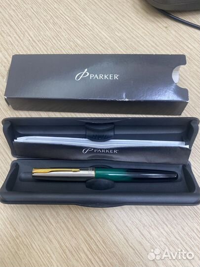 Перьевая ручка parker
