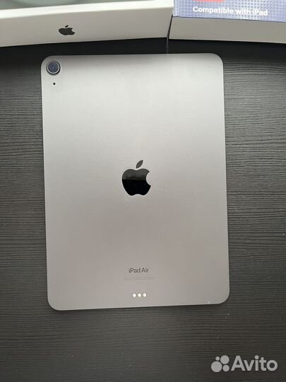 Apple iPad Air 5(2022) M1 64Gb, WiFi