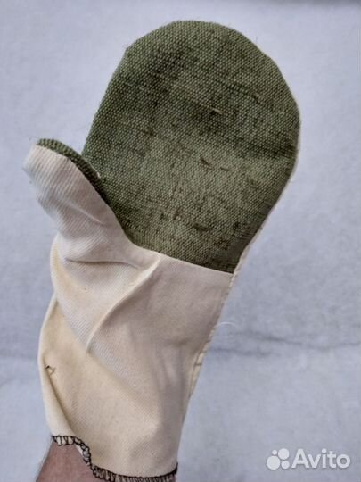 Рукавицы новые