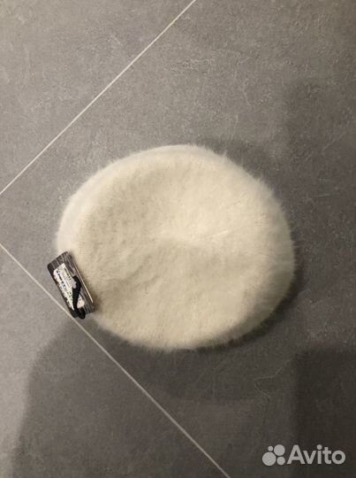 Шапка из шерсти ангора Barts новая