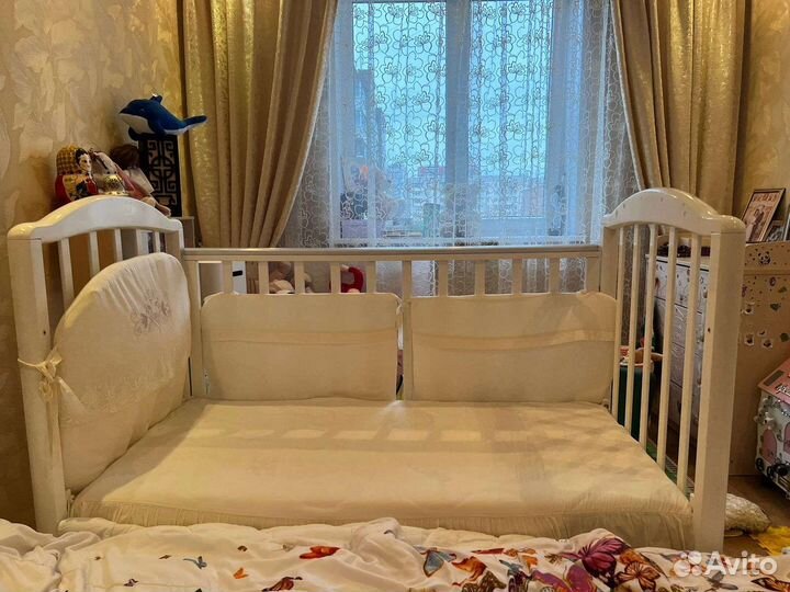 Детская кровать с матрасом