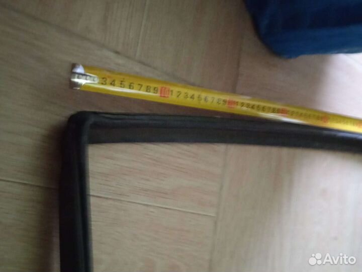 Уплотнитель стекла ваз 2111. 66см ширина
