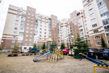 2-к. квартира, 70 м², 2/10 эт.