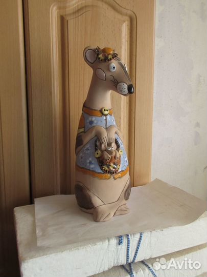 Глиняная статуэтка мышь