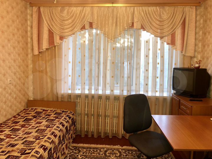 Комната 14 м² в 1-к., 4/5 эт.