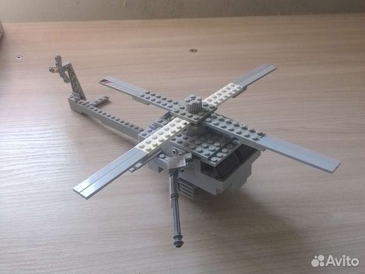 Сборщик lego