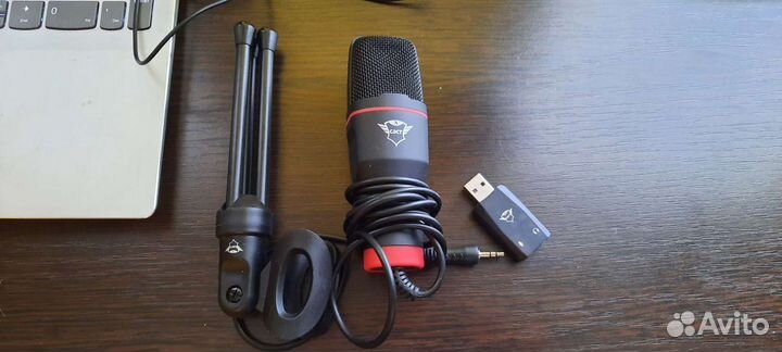 USB Микрофон Trust GXT 212