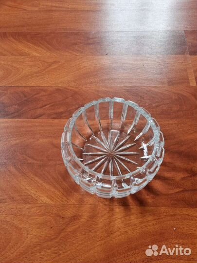 Хрустальная сахарница