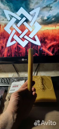 Свеча магическая для очищения дома