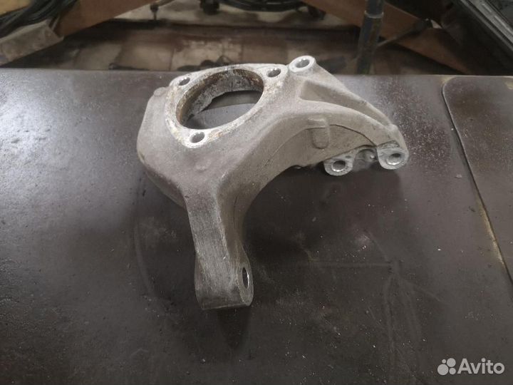 Кулак поворотный левый Антара Каптива, алюм