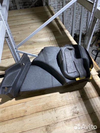 Обшивка багажника Volkswagen Polo cедан cwva 2016