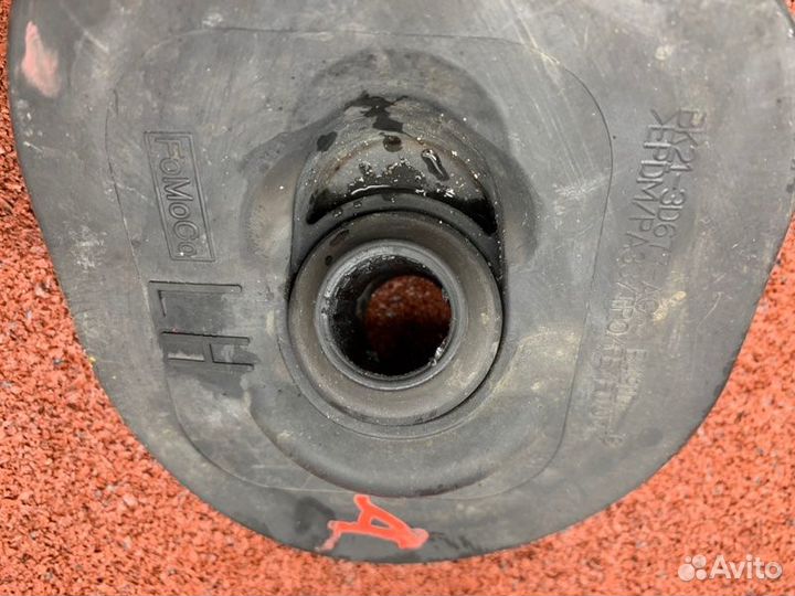 Уплотнитель рулевого вала Ford Transit 8 MK8