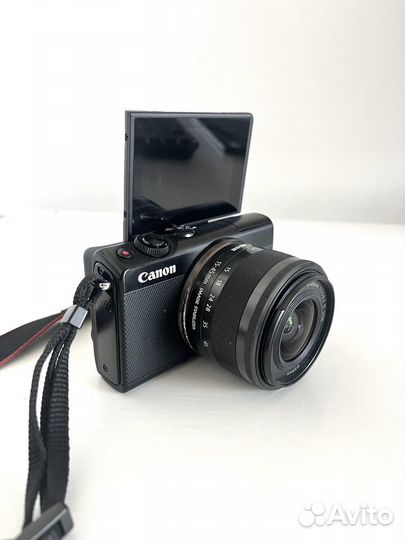 Canon EOS M100