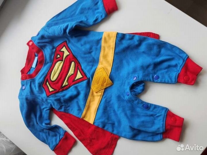 Костюм супермена