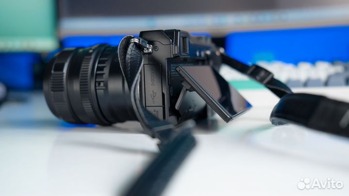 Sony Alpha NEX 7 + Helios 44M + 128гб + кофр