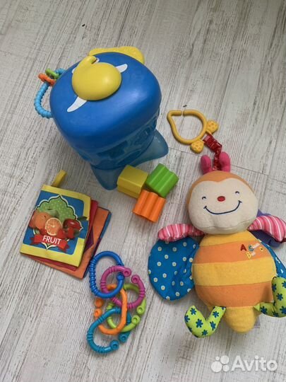 Развивающие игрушки