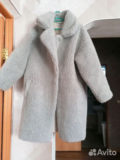 Пальто женское новое 46