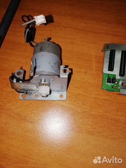 Запчасти Epson l100