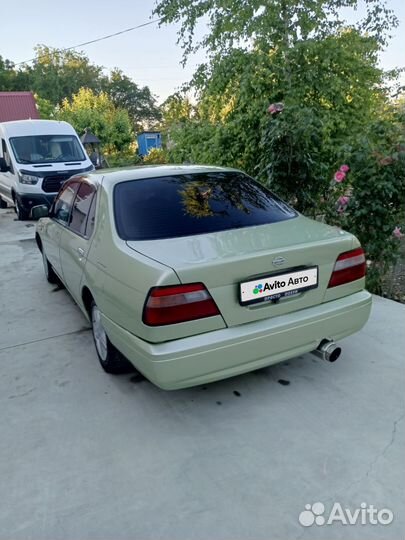 Nissan Bluebird 1.8 AT, 1996, 350 000 км