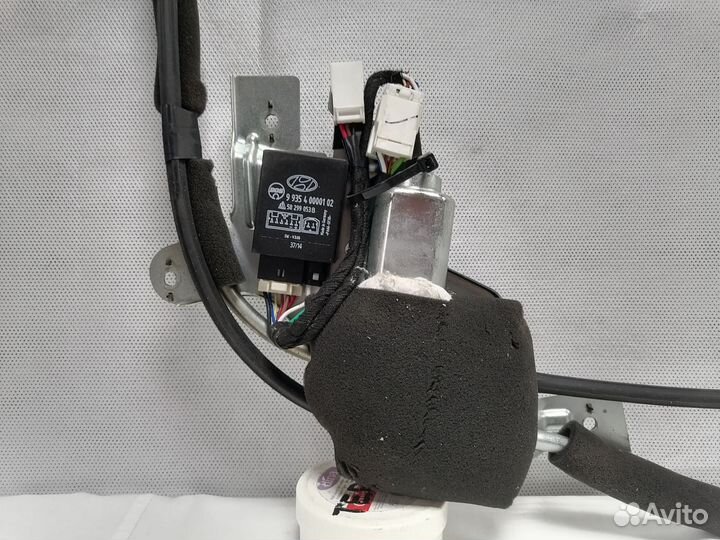 Hyundai Equus 2 Шторка двери задней левой