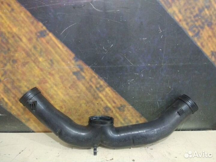 Патрубок Audi Q7 4L BAR 2006