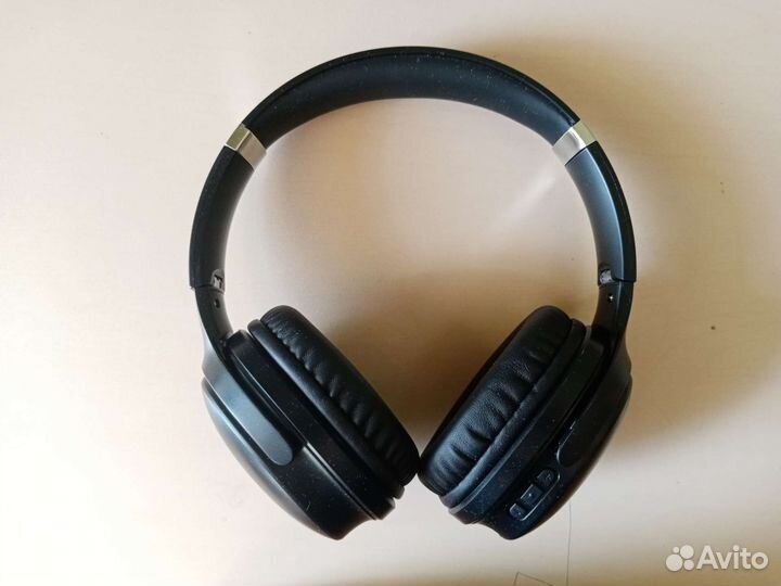 Беспроводные наушники