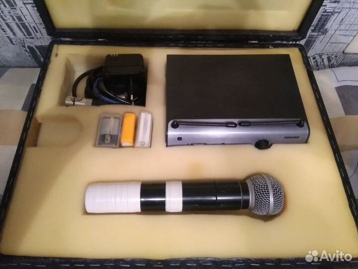 Радио микрофон shure sm58