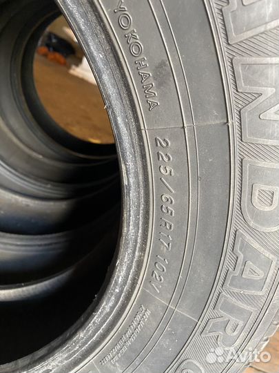 Yokohama Geolandar G98 225/65 R17 V