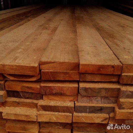 Частные постройки с досками из лиственницы