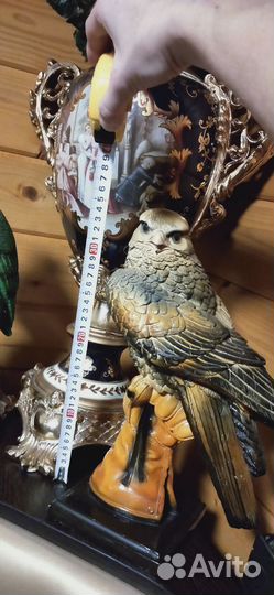 Статуэтка (полистоун)