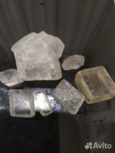 Друзы и кристаллы минералов