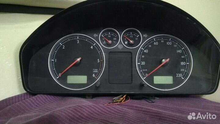 Приборная панель vw sharan