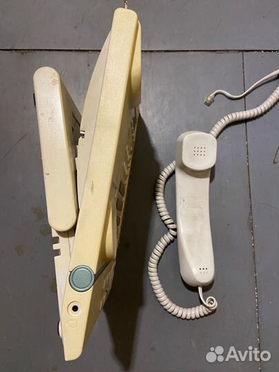 Системный телефон KX-T7630