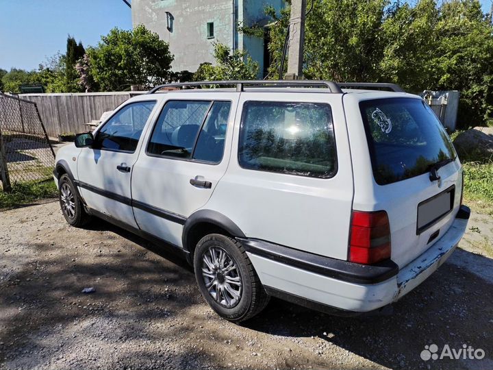 Volkswagen Golf 1.9 МТ, 1995, 268 000 км