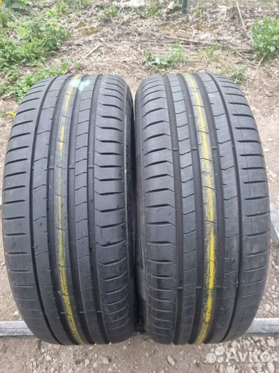 Pirelli P Zero PZ4 225/50 R18