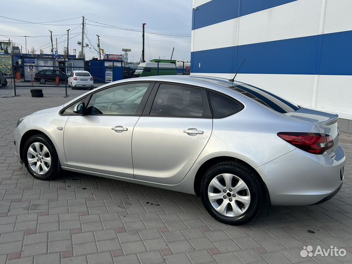 Opel Astra 1.6 AT, 2013, 153 100 км