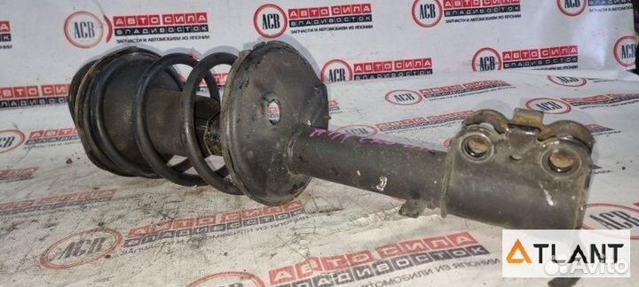 Стойка передняя правая toyota corolla