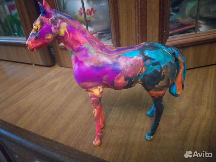 Статуэтка лошади