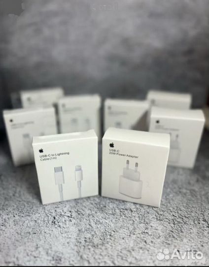 Зарядка на iPhone 20w(2 блока и кабель)