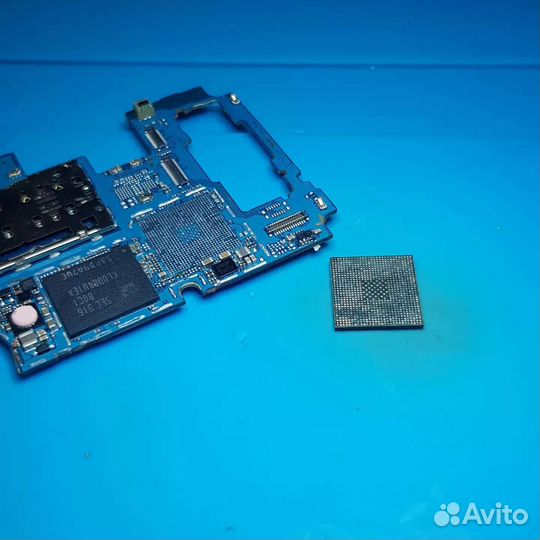 Ремонт телефонов, ноутбуков